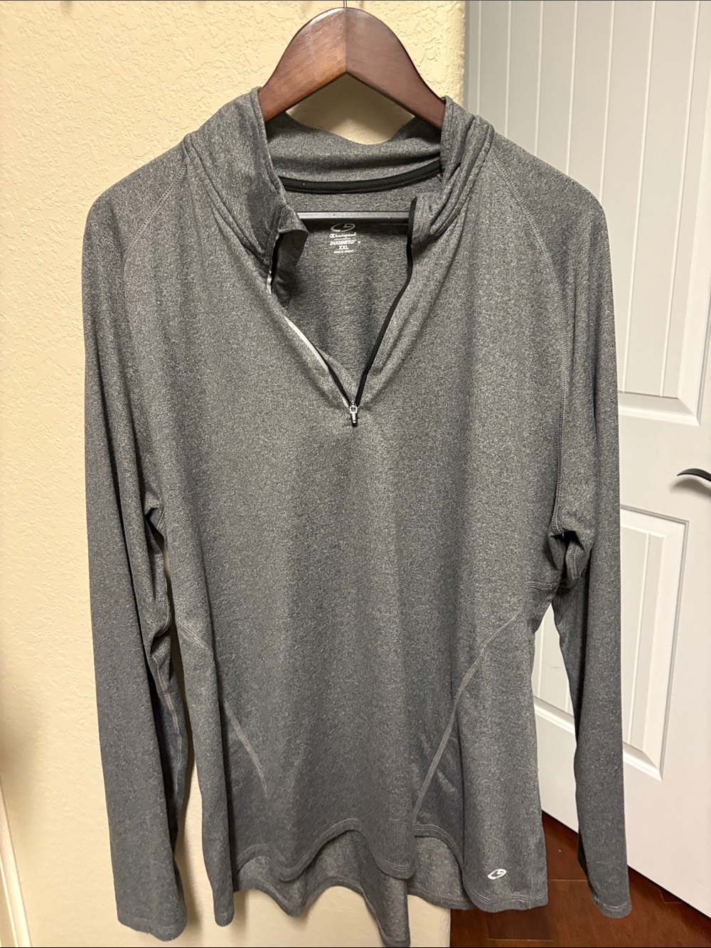 Champion Women’s Gray Heather Quarter-Zip Athletic Top